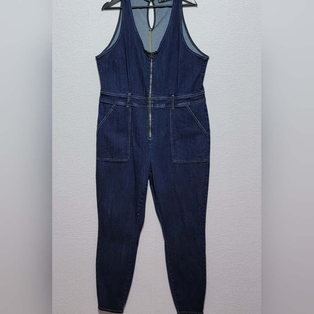 Fashion To Figure‎ Stylish Blue Denim Jumper SIZE 2 (2X)  #788